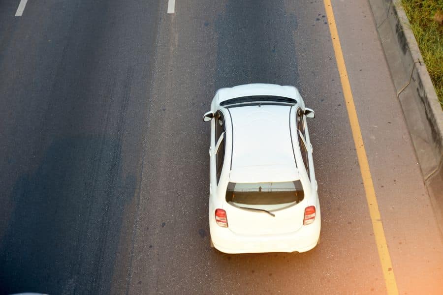 cara mengemudi mobil matic di tanjakan dan turunan