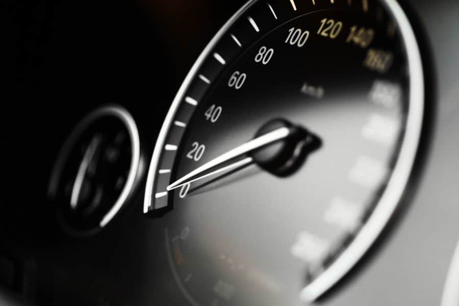 Read more about the article 6 Fungsi Speedometer Lengkap dengan Cara Membacanya