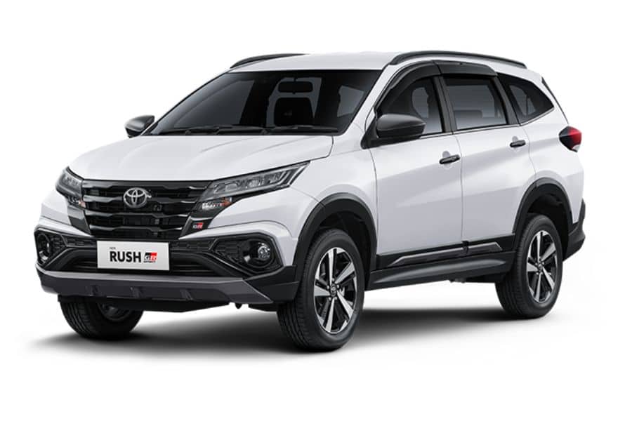 mobil keluarga toyota