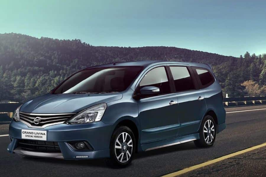 Read more about the article Nissan Grand Livina Matic, MPV Bertenaga dan Luxurious   