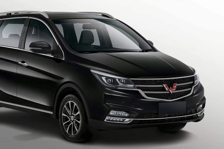 mobil mpv paling nyaman​