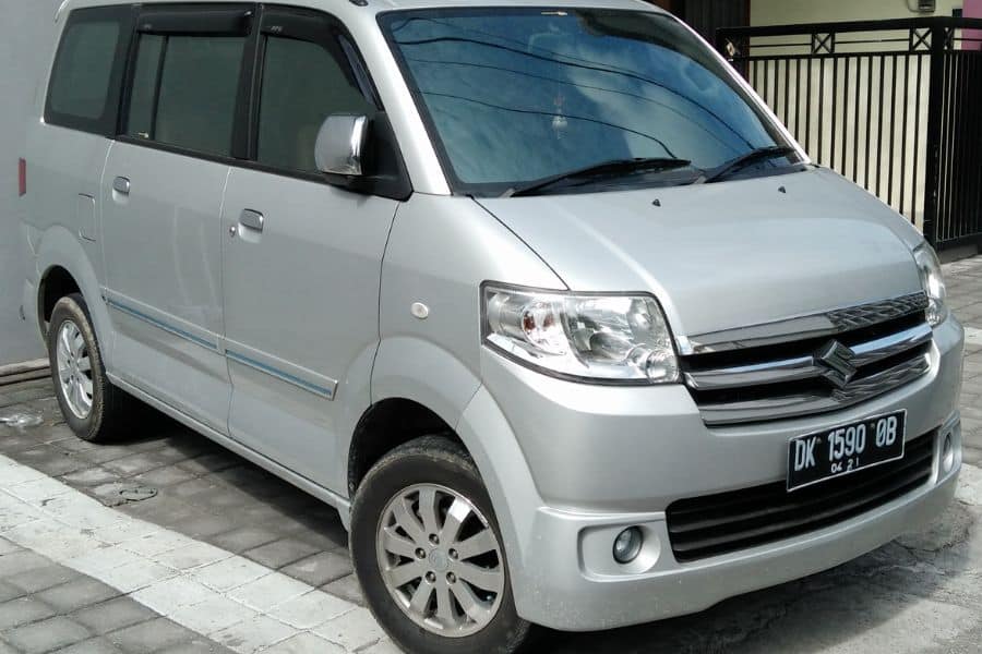 Read more about the article Mobil APV Bekas: Keuntungan, Kelemahan, dan Daftar Harganya