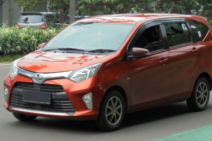 mobil baru dibawah 200 juta