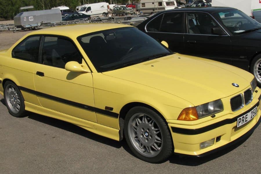 mobil bmw e36