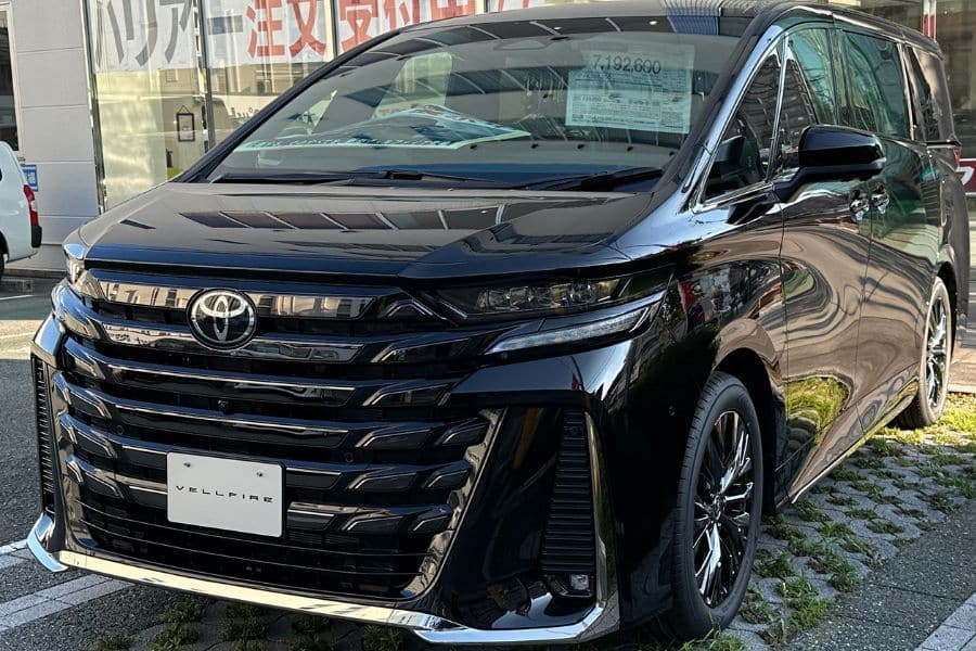 mobil toyota yang ada sunroof