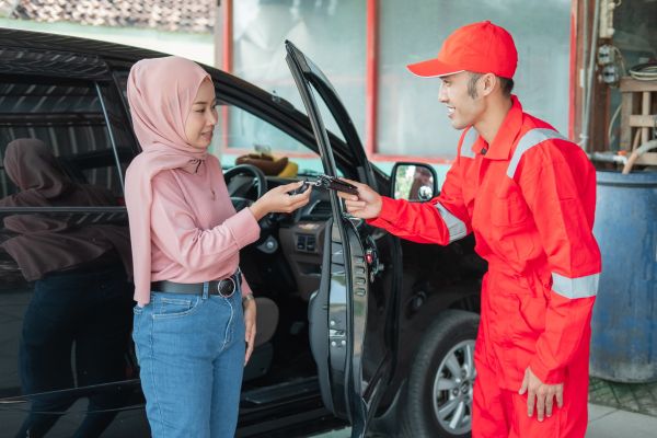 Read more about the article 13 Bengkel Mobil Jakarta Pusat dengan Mekanik Andal!